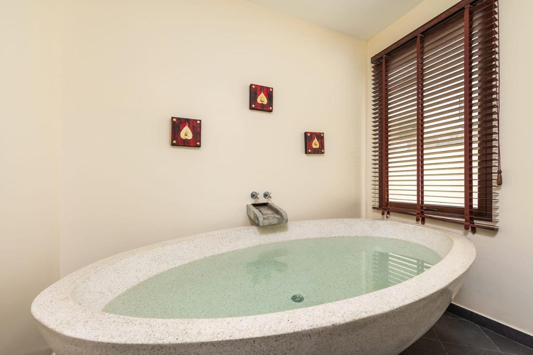 Villa Iorangi| 3 Bedroom Private Pool Residence In Rawai Beach Exterior photo